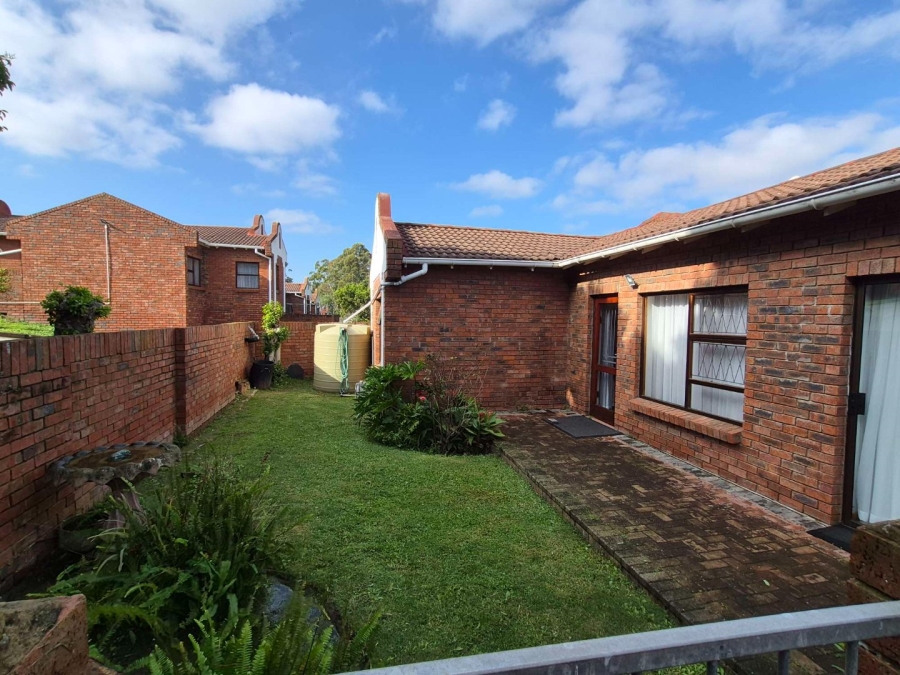 3 Bedroom Property for Sale in Kabega Park Eastern Cape